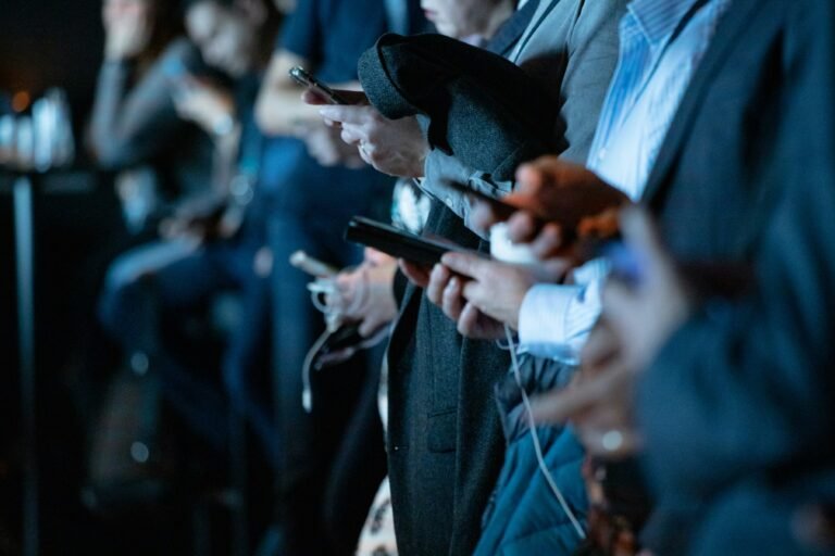 Why More UK Businesses Are Outsourcing Their Call Handling in 2025